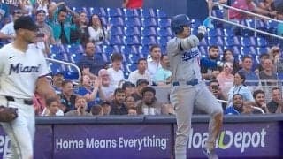 何が起きた…？ 大谷翔平のヒットで“観客に異変”「スゴいな」「初めて見たw」 敵地ファンの“まさかの行動”が話題に「ファンが増えたw」