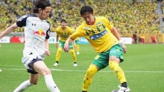 開始5分の背番号10の先制ゴールで幕開け！雨天の国立での1位と3位の上位対決はアウェイチームに軍配【ジェフユナイテッド千葉vsRB大宮アルディージャ】PHOTOギャラリー27連写