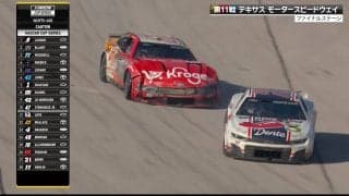 車体が浮いた！ シボレーが“走りながらドリフト”…放送席騒然も車体は斜め前を向いたまま「斜め走り」「直ドリ」驚きの声