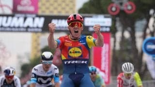 「面白い」ジロが華々しく開幕！初日マリア・ローザはピーダスン｜ジロ・デ・イタリア2025 レースレポート：第1ステージ