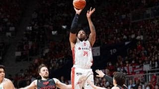 成功率5割超の3PでA東京を圧倒…千葉Jが自慢の攻撃力を発揮、快勝で準決勝進出に王手