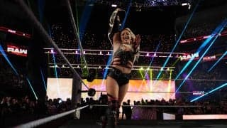 東京に滞在中の人気金髪“悪女”レスラー、「映えすぎ」写真が大反響…キケンな香り漂う投稿にファン興奮「東京はあなたの街だ！」