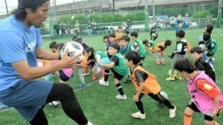 サッカー元日本代表・中沢佑二さんが指導　八千代でサッカースクール