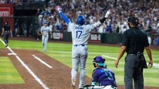 大谷衝撃HRから一夜…もうグッズ完成　バット放り投げる“1枚”がデザイン
