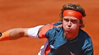 激闘の末敗れ今季6度目の初戦敗退