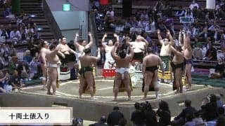 え…なにコレ？ 化粧まわしの中に“本人そっくり”の小さな力士の姿 ユニークな絵柄にファン注目