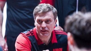 2戦連続完敗にA東京のアドマイティスHCがファンに謝罪…「私たちらしくない試合をしてしまった…」