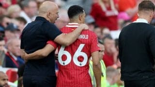 「どれほど複雑な感情が渦巻いていたか…」退団決定のアレクサンダー＝アーノルドにブーイング、スロット監督は信頼を語る「彼のおかげで勝利に近づいた」