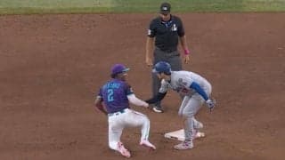 一体、何が起きた？ 大谷翔平、ハプニング後に“まさかの光景”「泣ける」「カッコよすぎ」相手野手に見せた“一瞬の行動”が話題に「これが大谷さん」