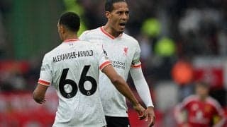 「人それぞれ意見もキャリアの段階も違うし、僕とモーの状況とトレントを比べることはできない」ファン・ダイクが後輩TAAの決断を理解