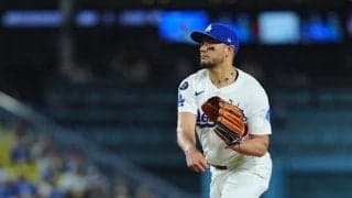 ド軍ロハス、8点差9回に緊急登板　大谷のグラブで投球…2被弾も笑顔、大谷も称える