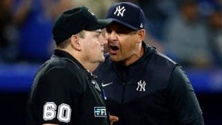 ヤ軍ブーン監督、通算41回目の退場　ストライク判定に納得いかず…球審に詰め寄る