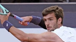  勝利目前で試合中断のハプニング 