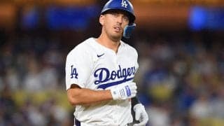 ドジャース激震、35歳捕手バーンズを“戦力外”に　No.1有望株が昇格…米報道