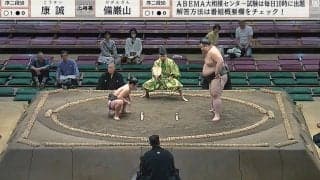 16歳の“天才”力士、体重130キロ差の巨漢を超トリッキーな“高速回転”で翻弄「クルクル回ってた」珍光景に館内どよめき