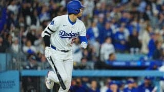 大谷翔平の14号にファン困惑「なんで」　“軽打”で柵越えに震撼「芸術的」