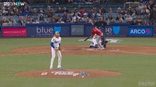 ド軍先発右腕が“大乱調” 制球定まらず死球直撃、エ軍打者悶絶も激昂！「Fワード」か…思わず叫ぶ