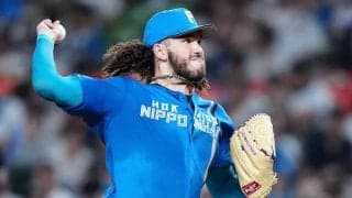元ハム助っ人、試合中に突然の涙　日本最終年は不振も…韓国で偉業達成、投手3冠の無双ぶり
