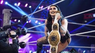 “最恐”人気女子レスラーが初々しいデビュー当時の写真を公開…ギャップ全開のナチュラルメイクにファン驚愕「今と違いすぎる」