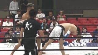 空手日本王者、“オラつき”ファイターに衝撃の秒殺KO負け グローブタッチを拒否され、直後にまさかの惨劇