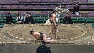 「ほっそ」一般人体型の“細マッチョ”力士に驚きの声 「一体、何したんだ…？」一瞬の“妙技”で敗れた力士愕然