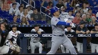 鈴木誠也、会心12号弾でカブスファンが打った瞬間“確信の拍手” 一挙8得点のビッグイニング飾る一発…敵地異例の熱狂