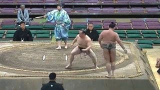 走る、走る…力士が走る衝撃の“珍光景”「なぜダッシュ」「はやいw」ファン困惑