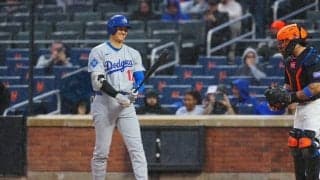 大谷出場ドジャース戦、雨で試合中断　シート敷かれる…NYでのメッツ戦、出塁後に珍事発生