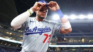 ド軍内野手の“そっくり息子”が話題「遺伝子すごい」　歳の差26歳も「親友だよ！」