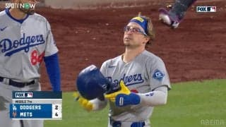 どうした…？キケ・ヘルナンデス、2打席連続ダブルプレー献上にヘルメットを“ポイッ”！「フラストレーションMAX」