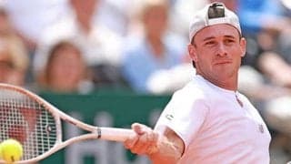  世界12位 逆転勝ちで2回戦へ 