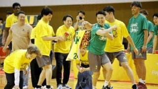 プロバスケの香川ファイブアローズ　ファン交流会に約700人集う