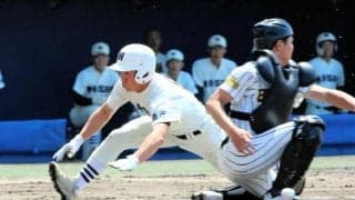 能代松陽が八回勝ち越し、12大会ぶり2度目の優勝　明桜は14残塁