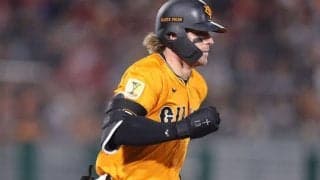 巨人キャベッジにアクシデント発生でXざわつく「キャビーに何があったんだ！」「丸が戻ってきたのに…」岡本不在の中、4番を務める