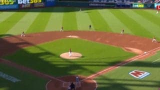 球場騒然！ 大谷翔平、185キロ弾丸アーチで”まさかの光景”「怖すぎ…」「めっちゃ危ない」 野手の頭上を“爆速通過”→スタンドに突き刺さる