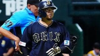 オリに暗雲…森友哉が負傷か　二塁打直後に足を引きずる→途中交代、場内沈黙