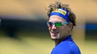 キケの“謎行動”に総ツッコミ「小学生かっ!」　ロハス爆笑の奇行「本当に最高」