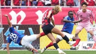 ｢首位｣鹿島を｢最下位｣横浜FMが撃破した意味(1)シュートやCK他｢すべての数字｣で上回った鹿島、7連勝と7連敗チームの一戦は｢フットボールあるある｣満載