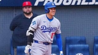 敵軍捕手が大谷翔平にまさかの“急接近”　一瞬のやり取りに米ほっこり「愛されている」