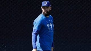 ド軍ヒゲ男が「何だか可愛い」　日本の大流行に“便乗”？…まさかの動きは「怪しい」