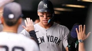 ジャッジ、大谷の前で超特大19号　1本差に迫る…ブーイングの中で136mバックスクリーン弾