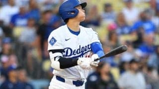 球界騒然の62発ペース！ 直近7試合5発目を放った大谷翔平の「.379」が示す、ジャッジをも凌駕する“日本人離れの打力”