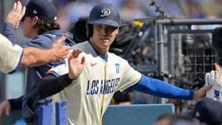 大谷翔平が「上手になった」　無邪気な笑顔で両手いっぱいの祝福…X歓喜「粋な計らい」