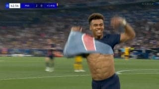 「これで10代は末恐ろしい」「怪物や」上半身バッキバキ、19歳のNEXTネイマールが話題沸騰「華もヤバい」超高速カウンターを華麗に仕上げてユニ脱ぎ捨て→イエローカードの瞬間