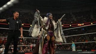 人気日本人女子レスラー、“仕上がりまくり”水着風コスチューム写真が大反響…復帰後の圧巻肉体美にファン驚愕「めっちゃ締まってる」