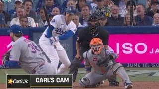 もうワケわからん！フリーマン、想定外の謎打法で“まさかの光景”「どんな打ち方」手首だけで打った“強烈な打球”が話題に「天才すぎる」