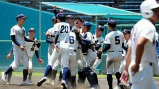 鳥栖13年ぶりV、高校野球のNHK杯県大会　早稲田佐賀に10-3