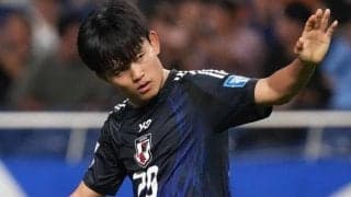 ｢惜しいーーー！｣｢4人いたのに｣日本代表の新10番・久保建英の豪州DF陣を手玉に取るキックフェイントからの右足シュートが惜しい！｢やはり久保くんはレベチ｣の声