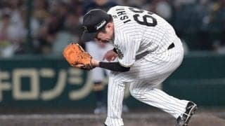 首位阪神に衝撃　27歳右腕は「どうか無事であってほしい」ここまで防御率0.36の圧巻ピッチング　頭部死球のアクシデントに「選手生命にも関わる」