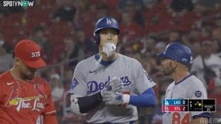 シャキーン！大谷翔平、183キロ爆速ヒットで“目力強め”決めポーズが炸裂 カメラが捉えたドヤ顔に注目「リアクションがw」